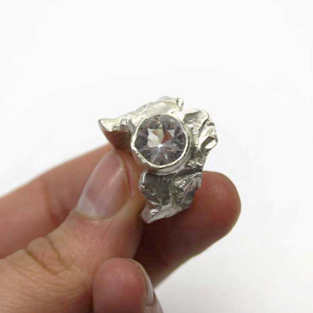 Ring 925 silver with rock crystal size. 55