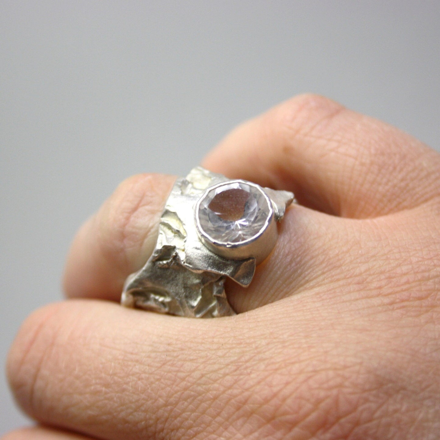 Ring 925 silver with rock crystal size. 54