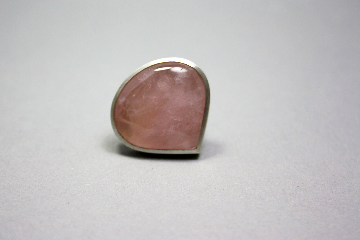 Ring 925 silver with rose quartz size. 55