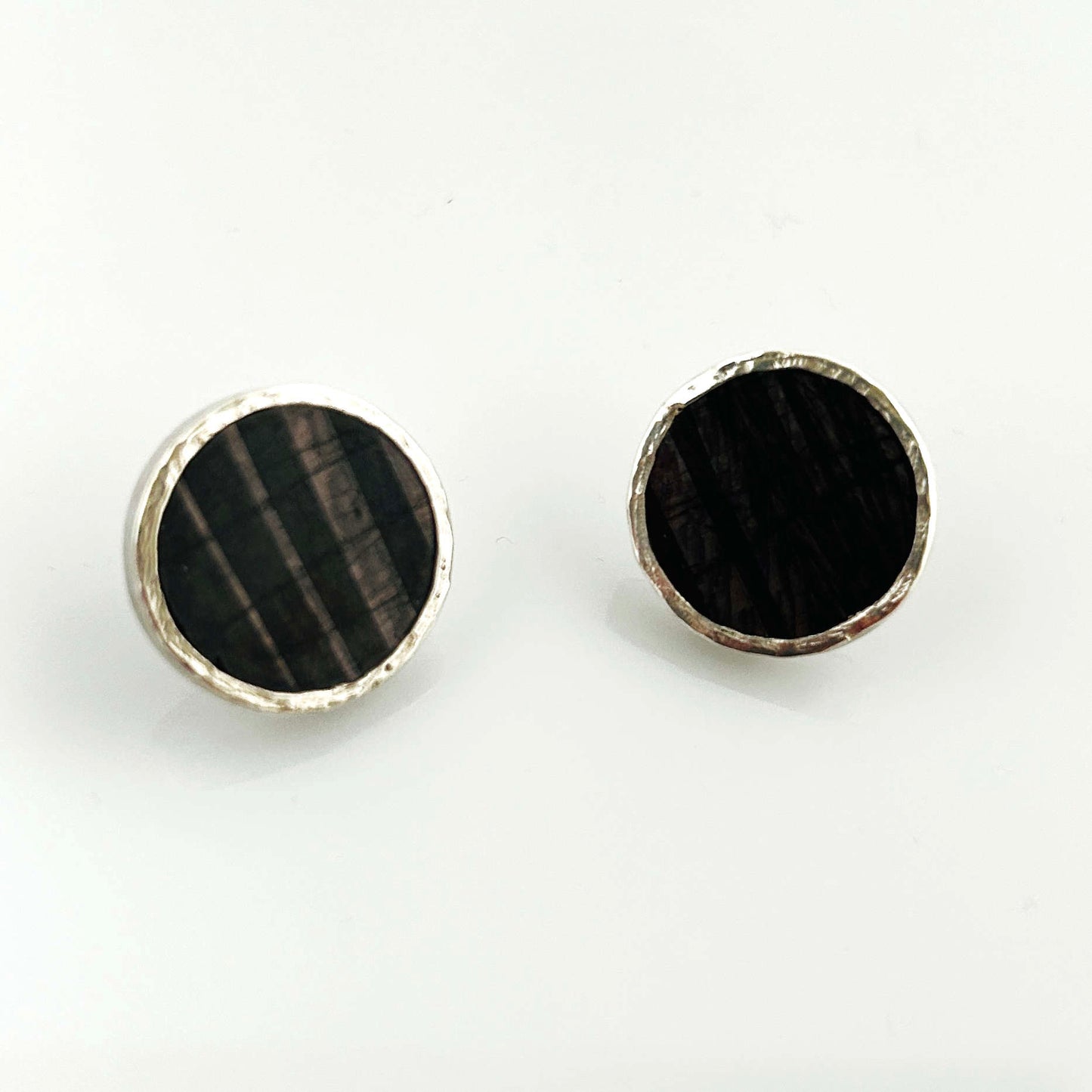 Schillernde Ohrstecker Hypersthen 925-Silber