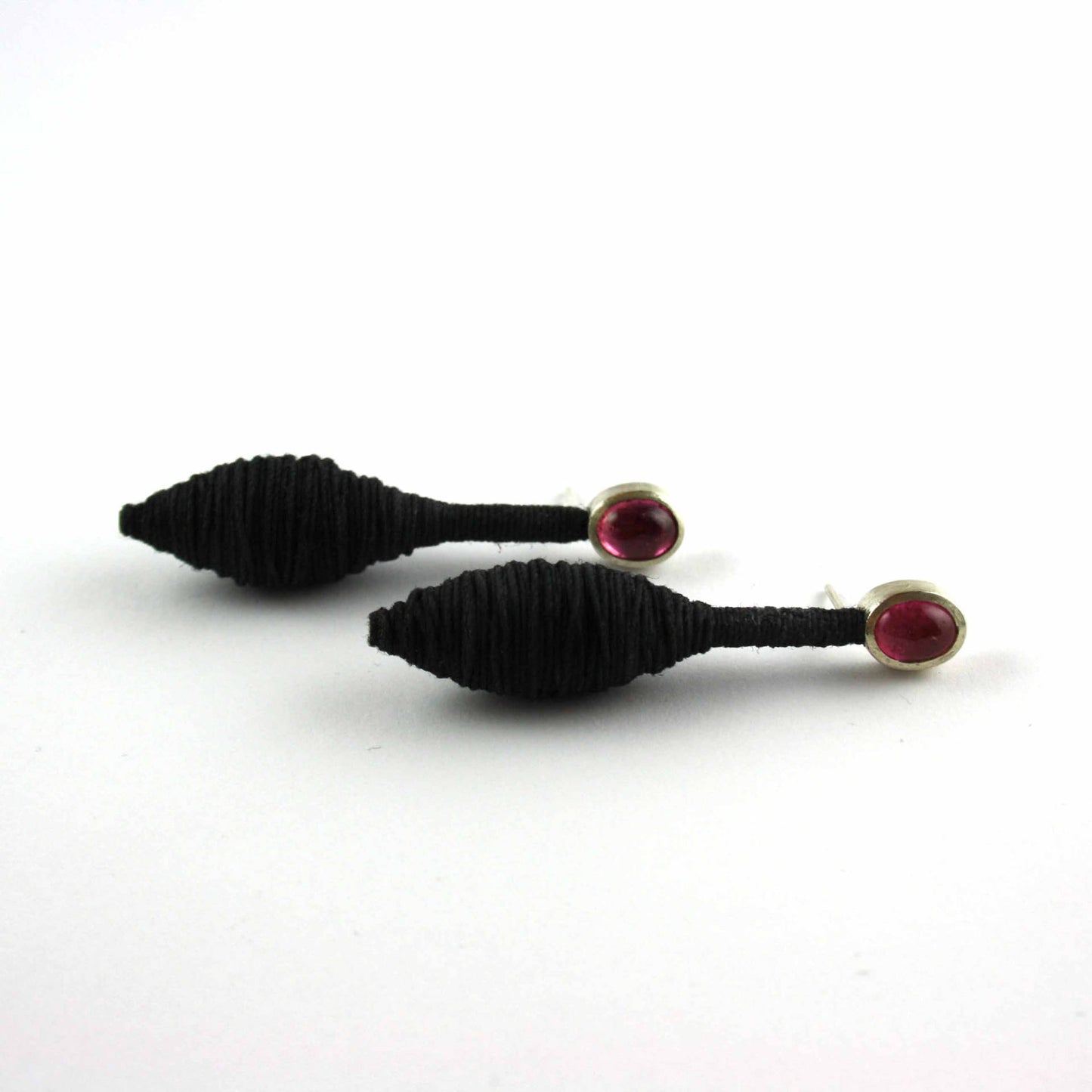 Textile earrings with red tourmaline 925 silver yarn synthetic resin anthracite