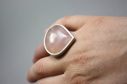 Ring 925 silver with rose quartz size. 55